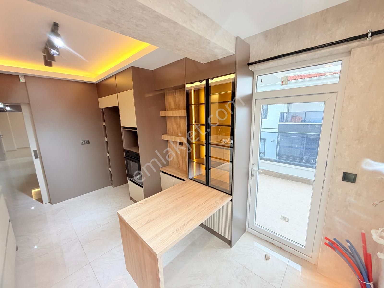 Fevzi Çakmakta Ultra Lüks Yapılı Göz Kamaştıran 3 Cepheli 3+1 Daire !!! - Görsel 5