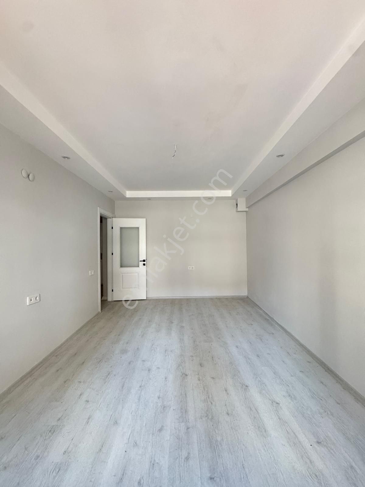 Zeki Emlak'tan Muradiye'de 3+1 Kapalı Otoparklı Satılık Daire - Görsel 12