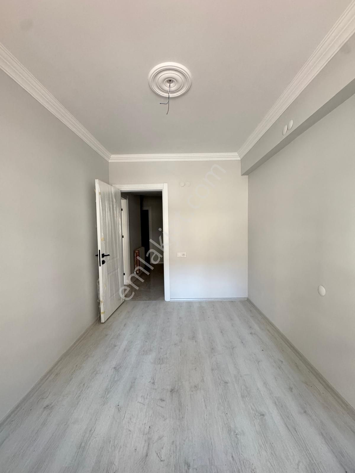 Zeki Emlak'tan Muradiye'de 3+1 Kapalı Otoparklı Satılık Daire - Görsel 8