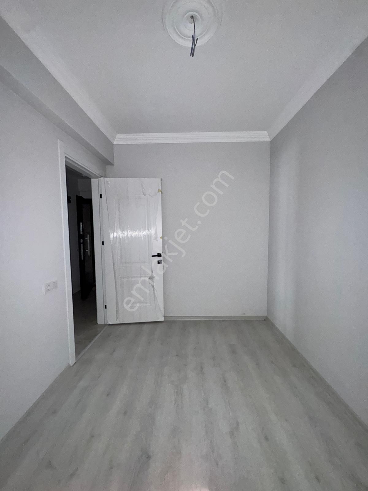Zeki Emlak'tan Muradiye'de 3+1 Kapalı Otoparklı Satılık Daire - Görsel 15
