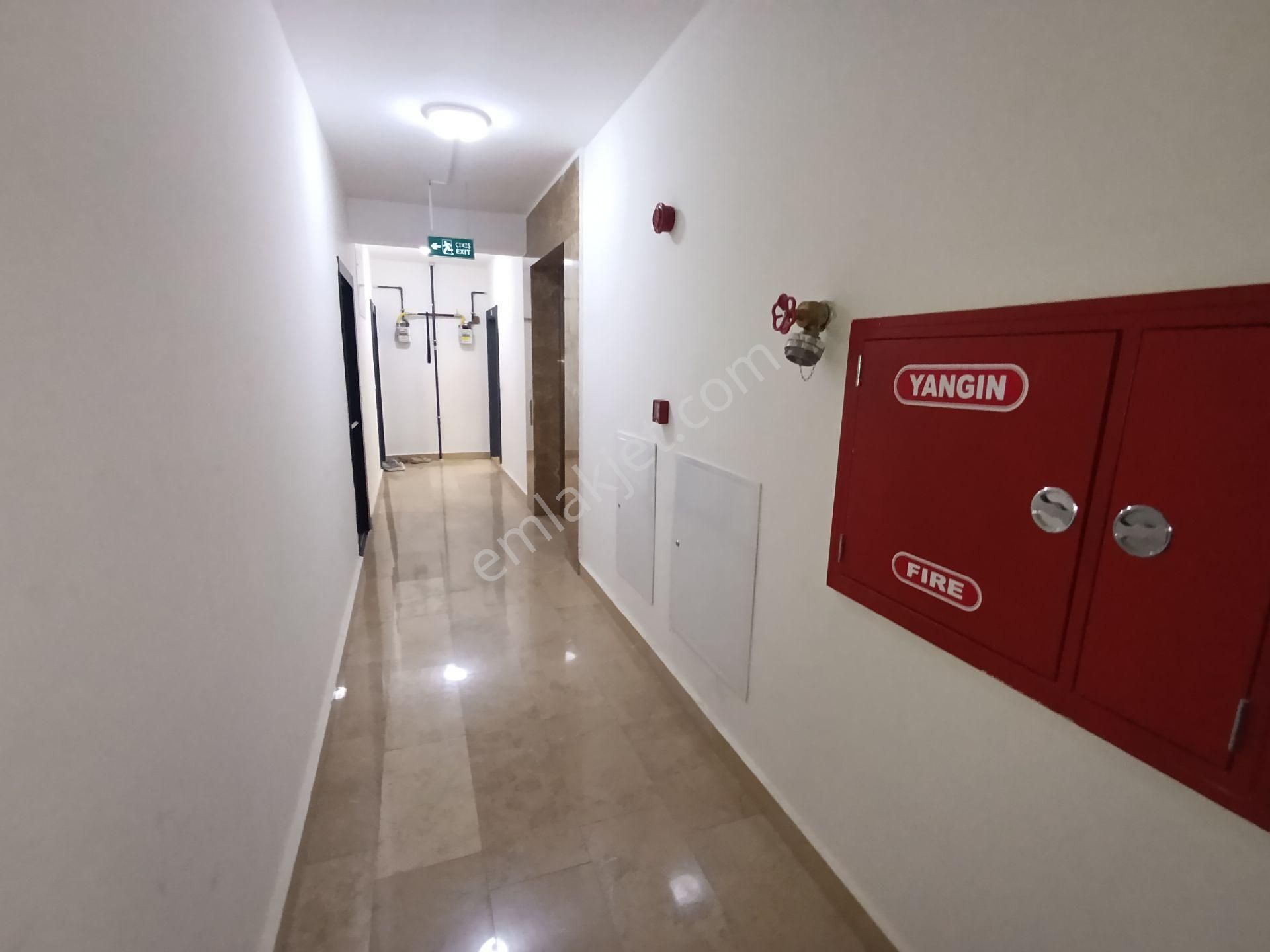 Pendik Çınarderede Fuul Deniz Manzaralı Güven Park Site İçinde 3+1 Ebeveyn Banyolu Daire - Görsel 26