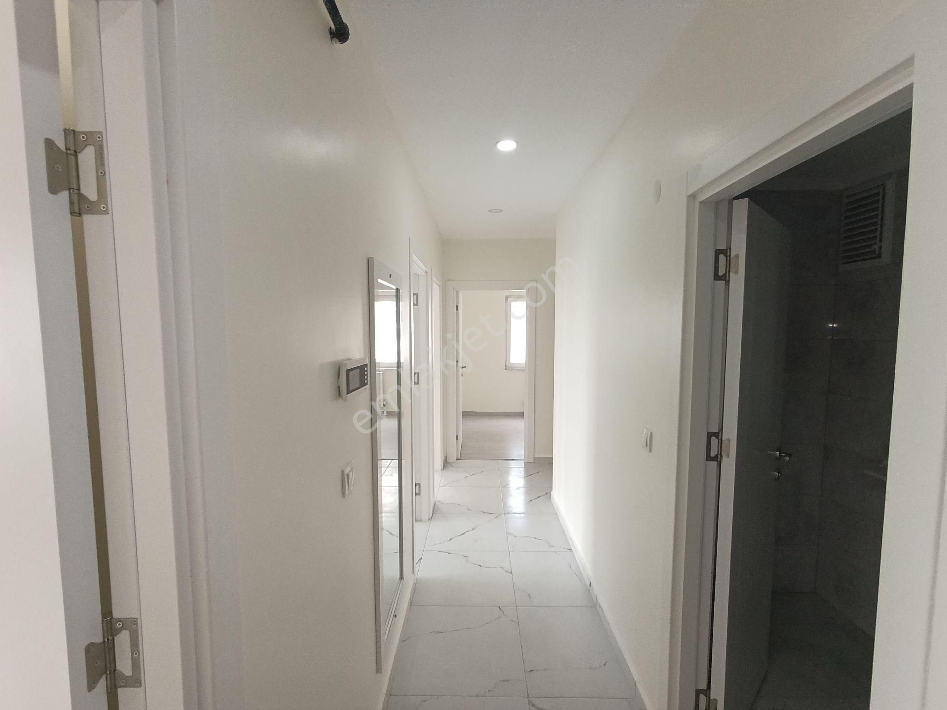 Pendik Çınarderede Fuul Deniz Manzaralı Güven Park Site İçinde 3+1 Ebeveyn Banyolu Daire - Görsel 17
