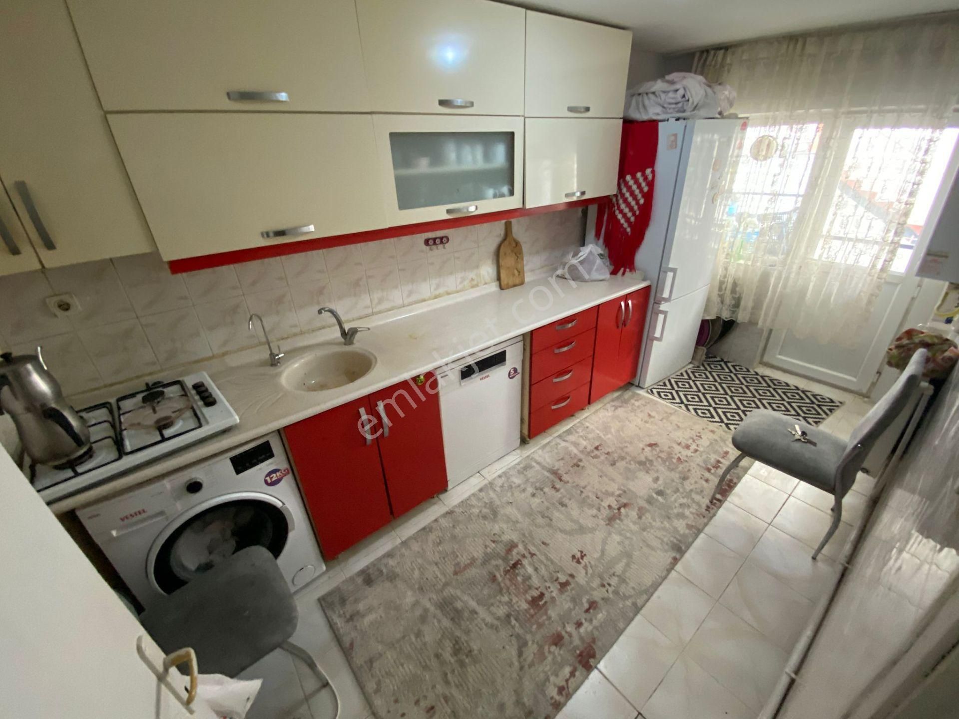 (1208) Keçiören Uyanışta Kat Konumunda 2+1 Fırsat Dairesi!!!