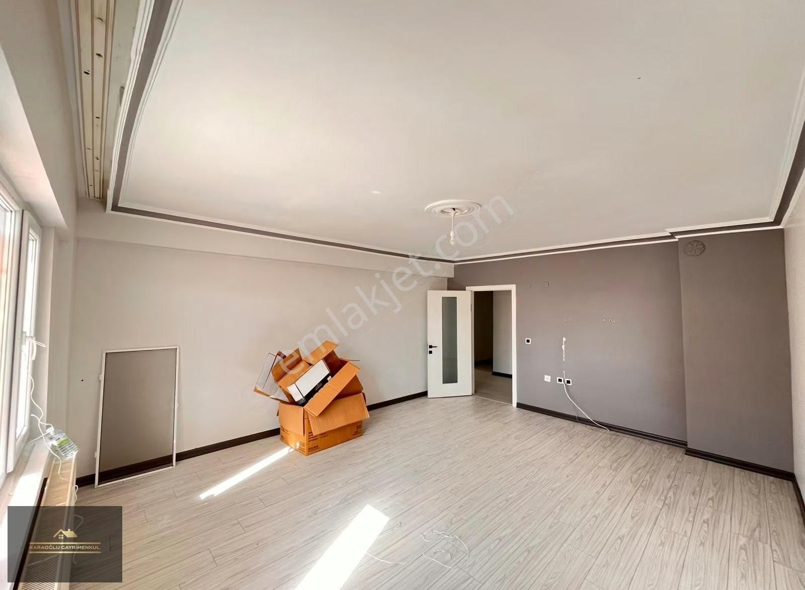 Karaoğlu'dan Kafkas Mahallesinde 3+1 Asansörlü Geniş Daire - Görsel 8