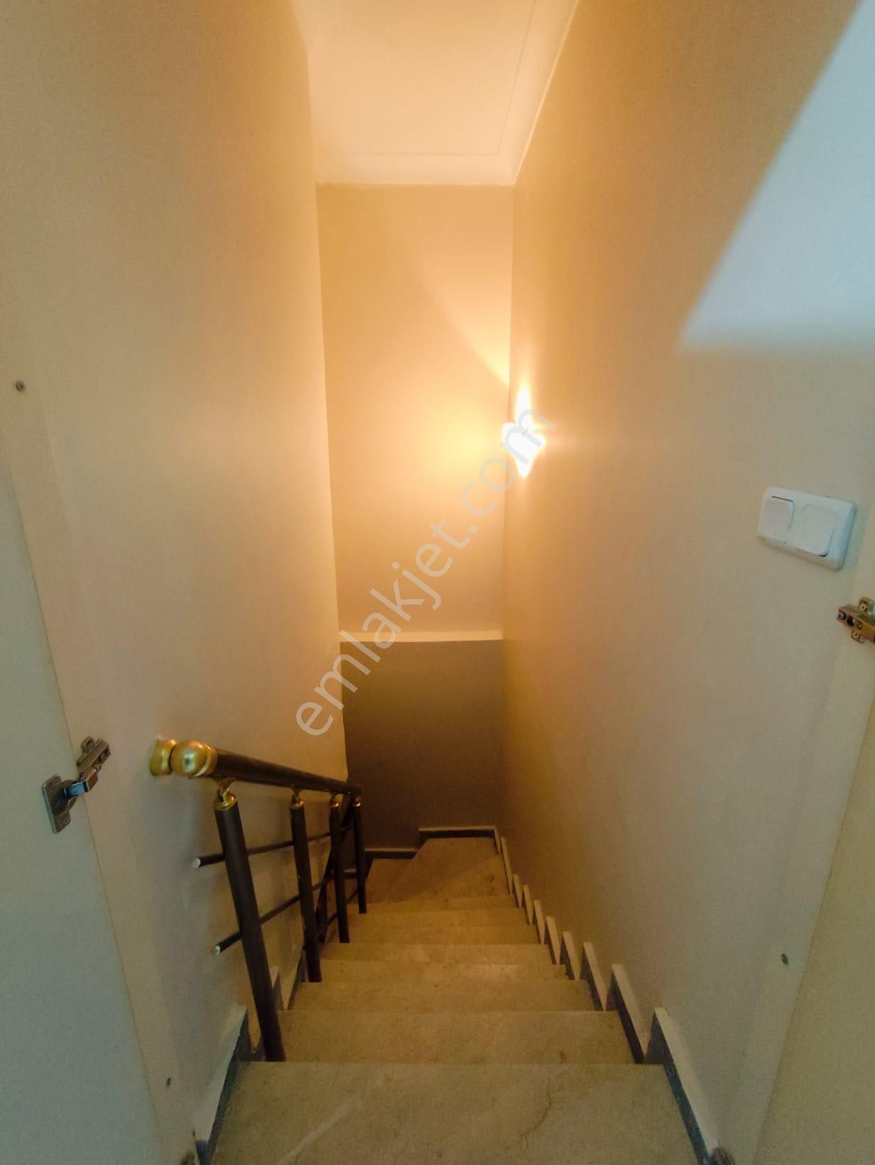 Mertcan Dan Fatih Mah 2 Banyolu - İskanlı 4+2 Fırsat Ters Dubleks - Görsel 16