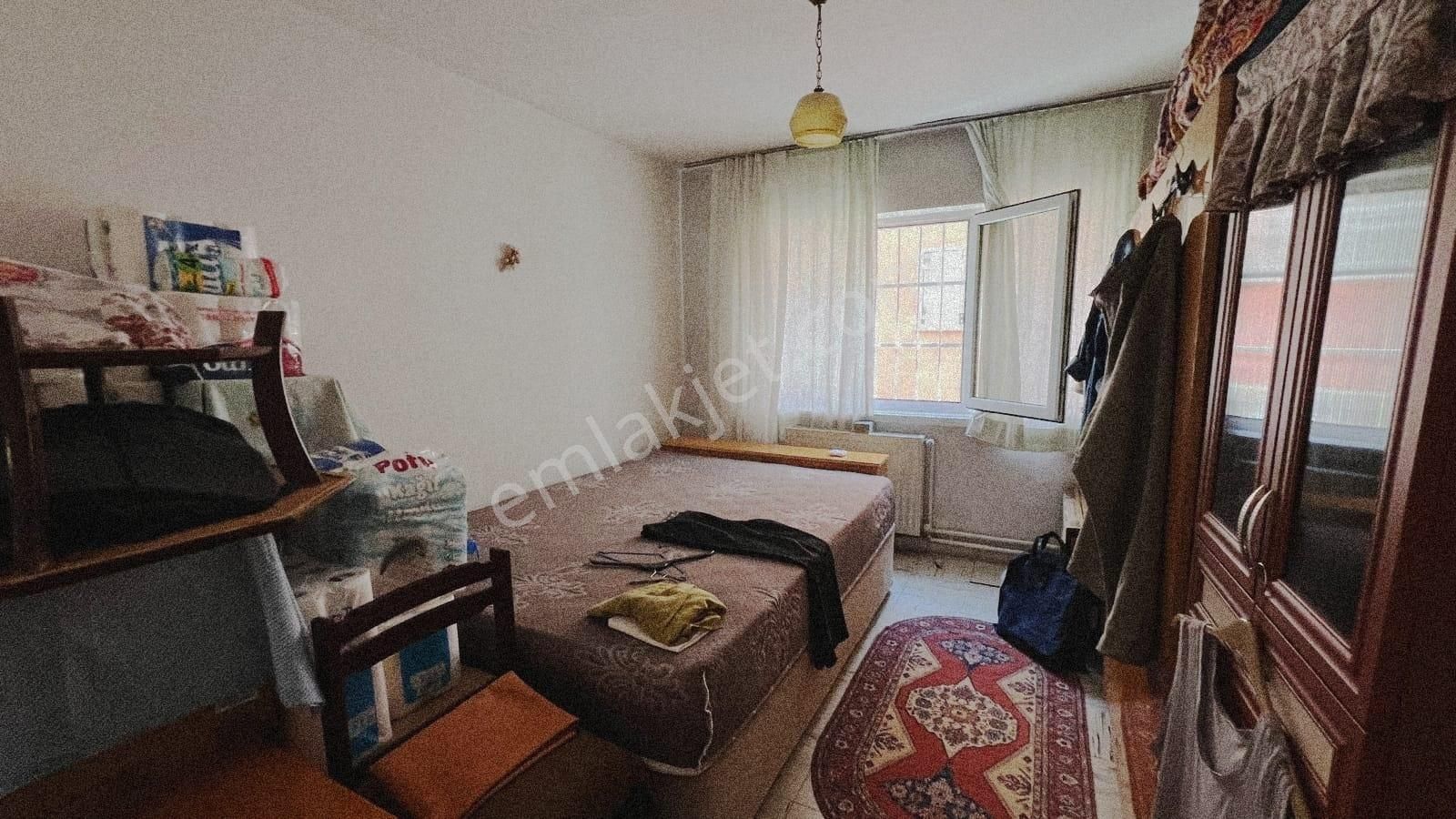 Aşağıeğlence'de 4. Kat Konumunda Giriş Kat Kök Tapu 3+1 Daire !! - Görsel 8