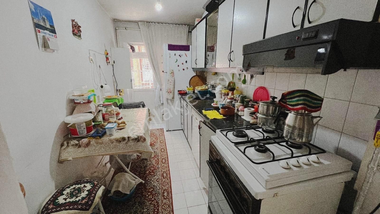 Aşağıeğlence'de 4. Kat Konumunda Giriş Kat Kök Tapu 3+1 Daire !! - Görsel 9