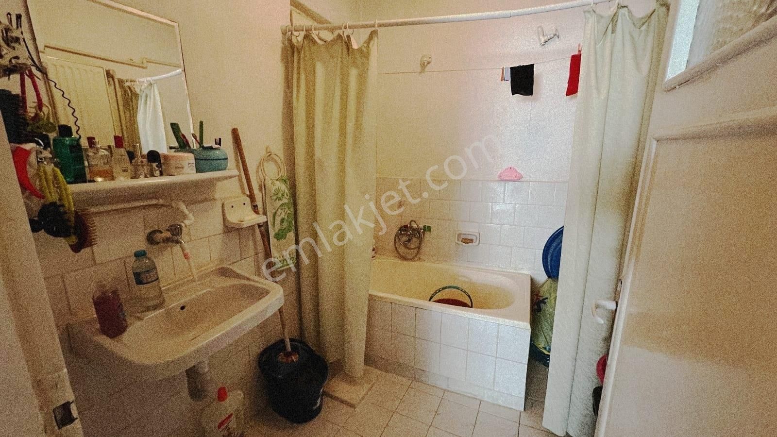 Aşağıeğlence'de 4. Kat Konumunda Giriş Kat Kök Tapu 3+1 Daire !! - Görsel 16