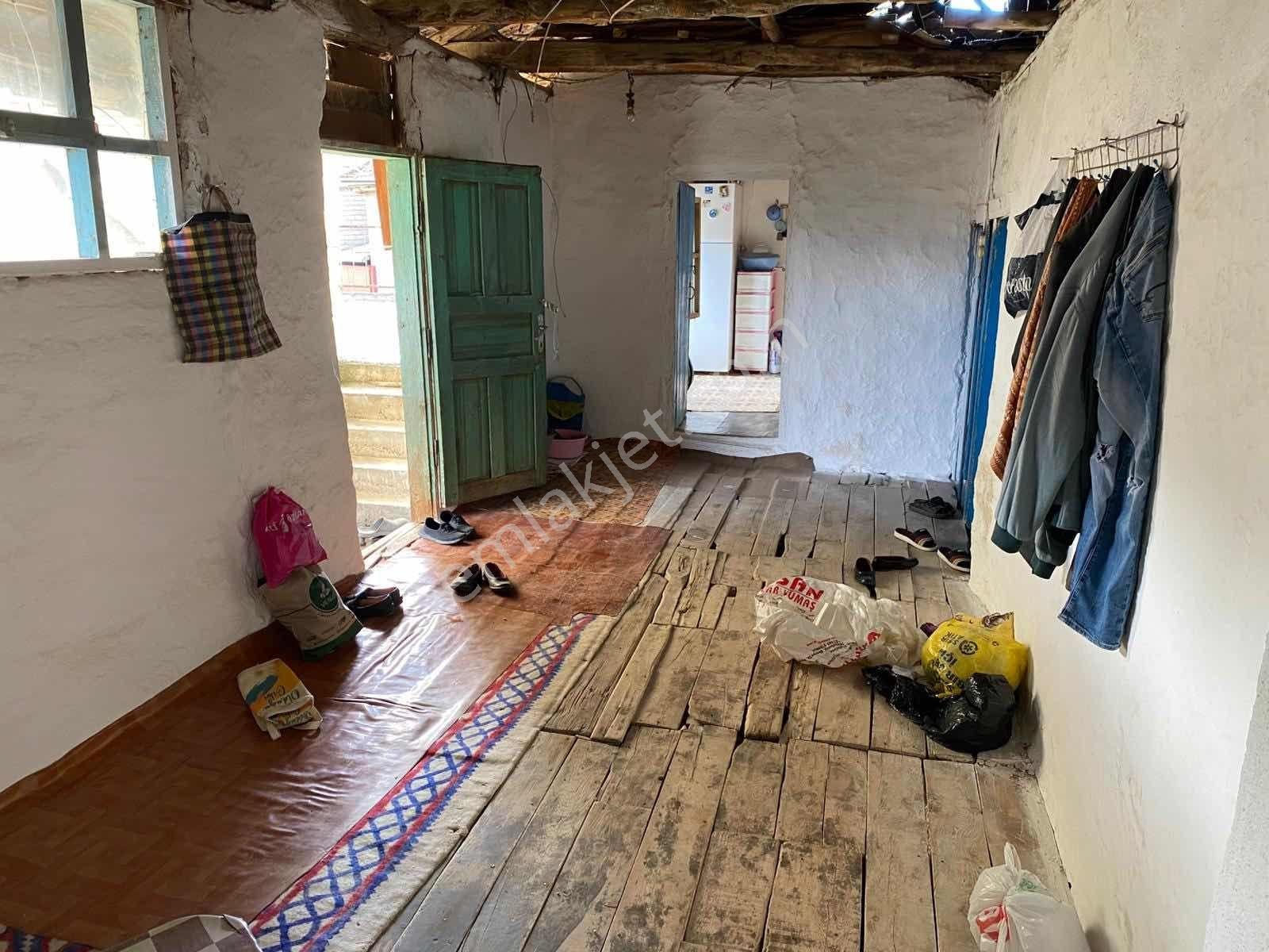 Geniş Müstakil Ev Mantıklı Takaslara Açıktır - Görsel 35