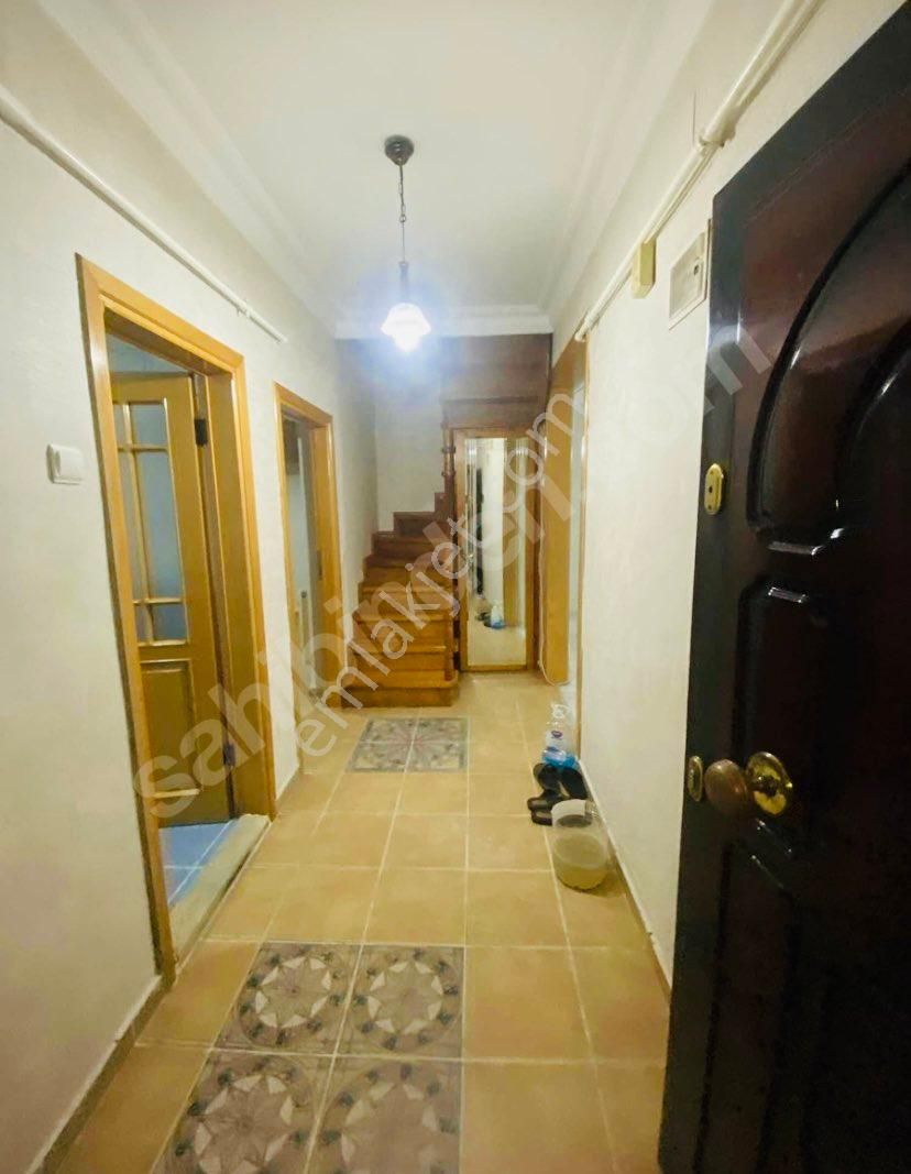 Furkan Emlaktan Adalet Mah. 2+1 125 M2 2.kat Asansörlü Çift Balkonlu Arakat Dublex Daire