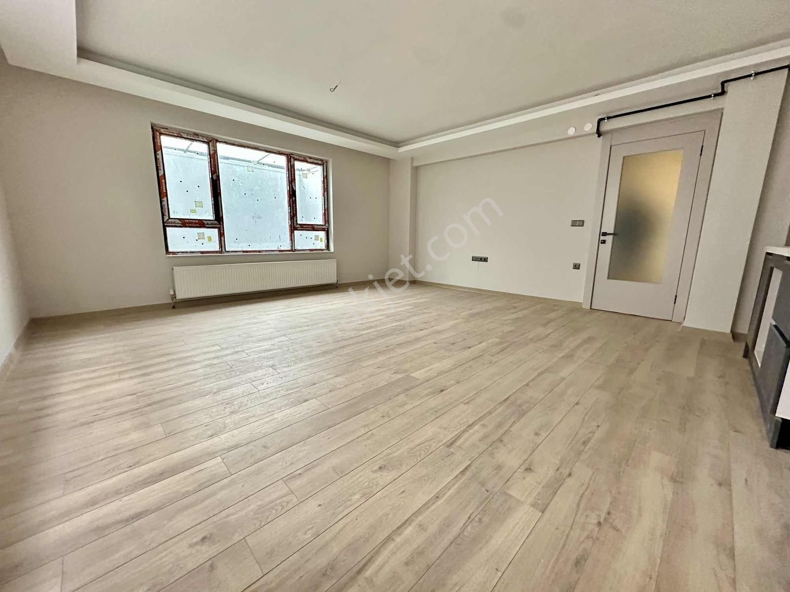 Ayrancı'nın Merkezinde Cadde Üzerinde Sıfır 2+1 K.garajlı Fırsat - Görsel 5