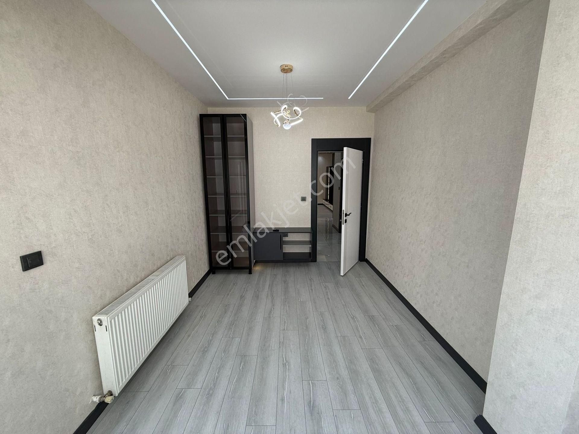 Aşıkveysel Cadde Üzeri Masrafsız - Görsel 11