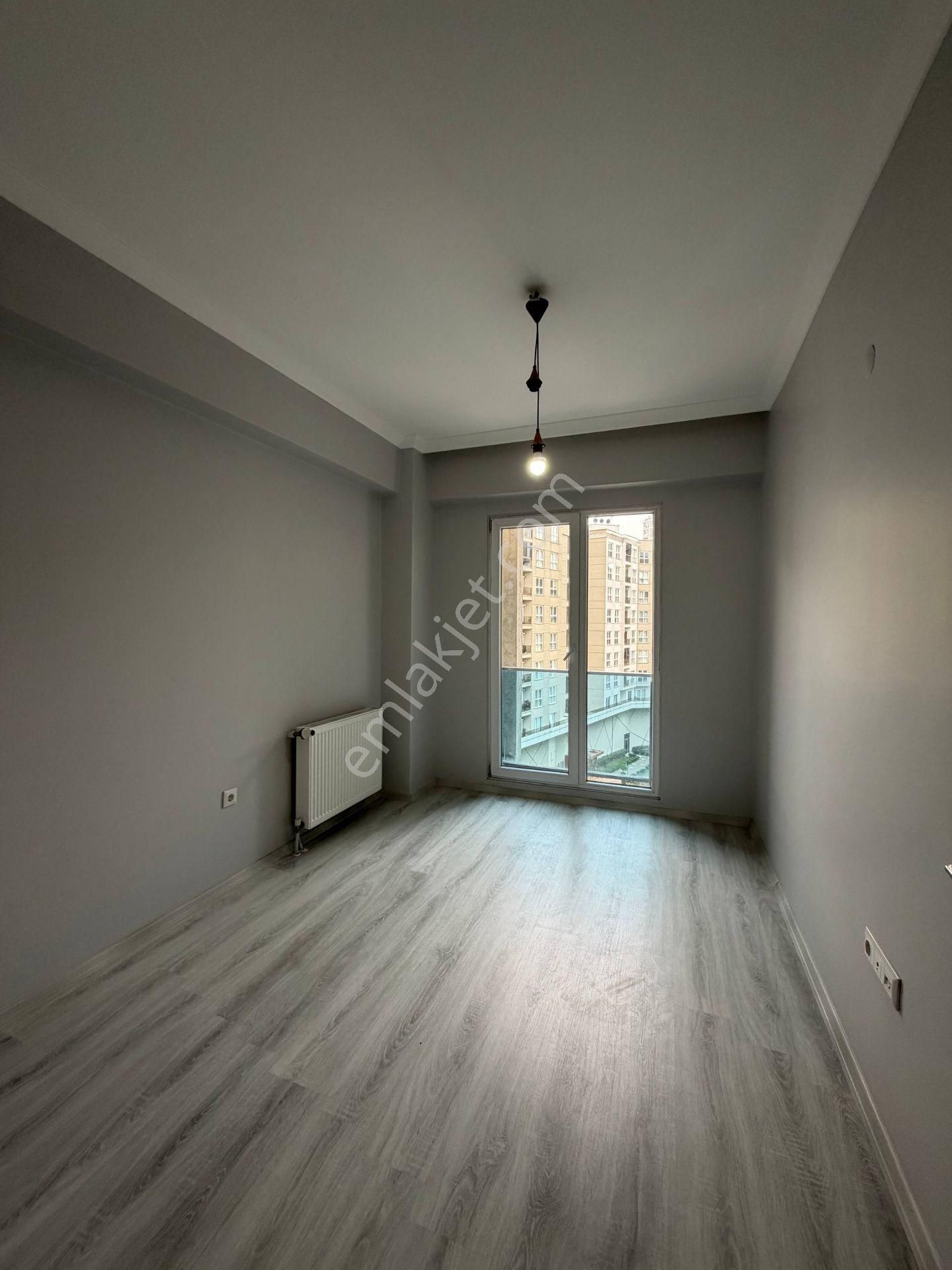 Beylikdüzü Cumhuriyet Mahallesi 2+1 100 M² Kiralık Boş Daire Site İçerisinde Metrobüse 15 Dk. Yürüme - Görsel 20