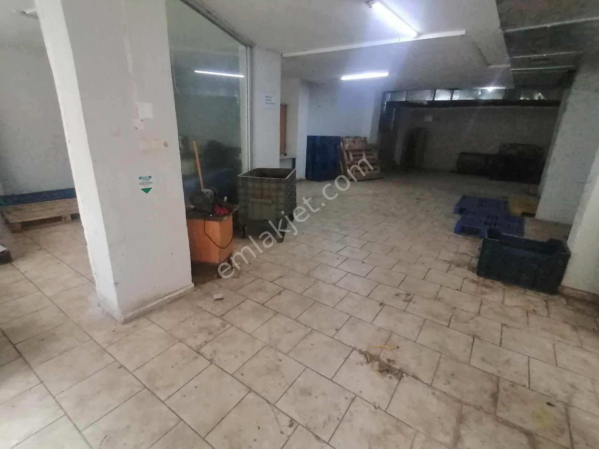 Pendik Esenyalıda Acil Satılık Krediye Uygun 250m2 Ana Cadde Üstü Dükkan - Görsel 15