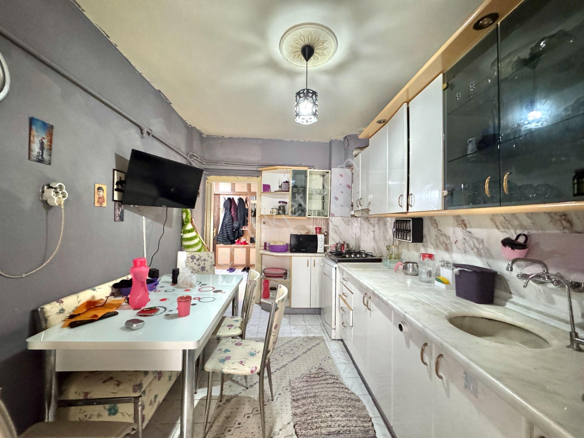 Kalecik Emlak'tan Pursaklarda Uygun Fiyata Geniş Güney Cephe Daire