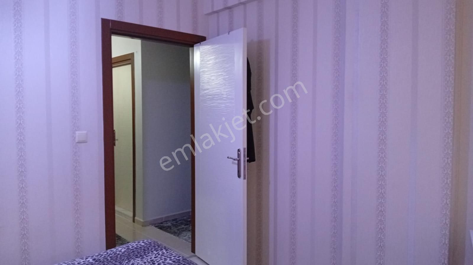Çamlıca Mahallesinde 3+1 Satılık Daire - Görsel 14