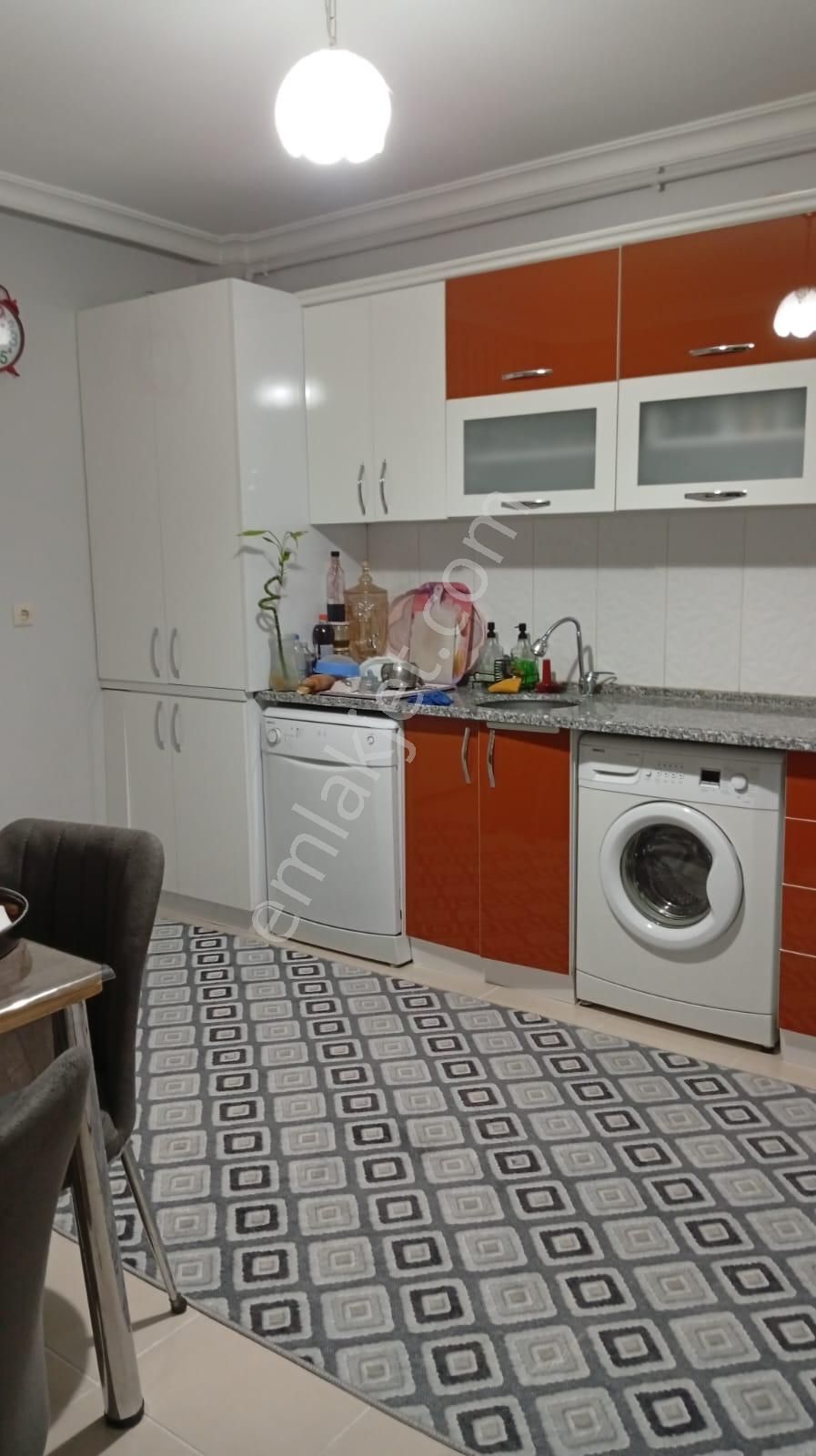 Çamlıca Mahallesinde 3+1 Satılık Daire - Görsel 3