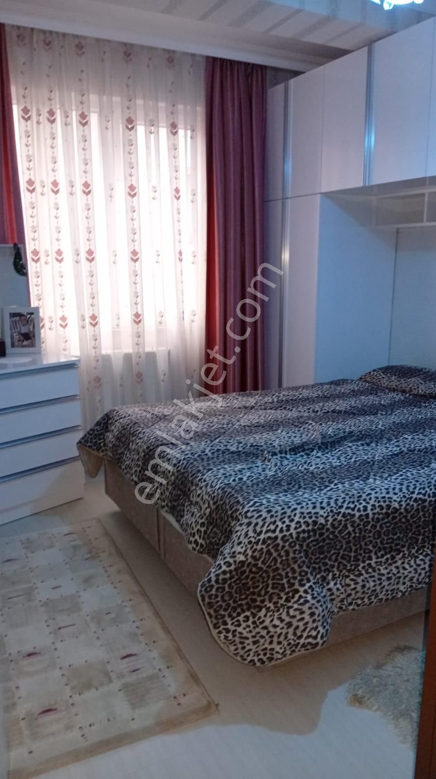 Çamlıca Mahallesinde 3+1 Satılık Daire - Görsel 13