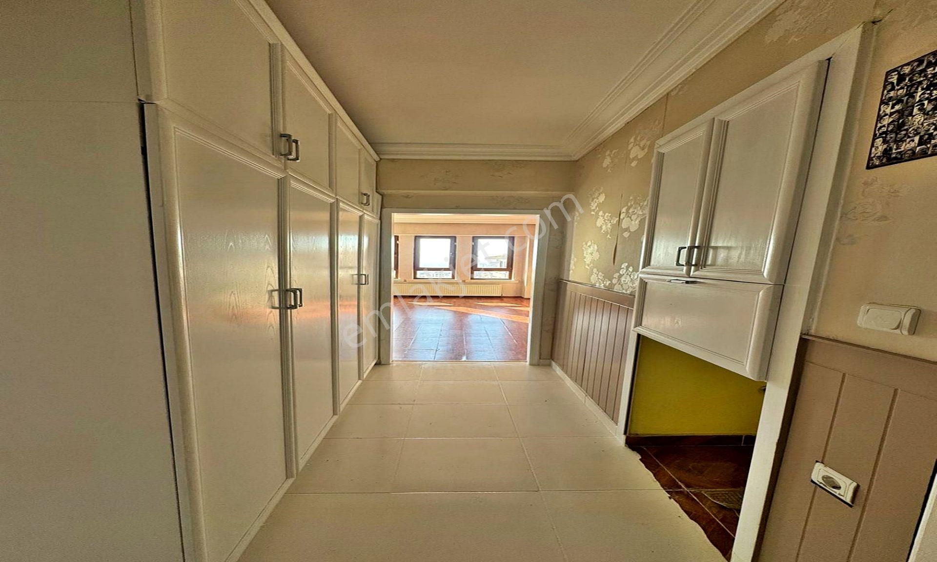 Kuşcağız Esenler Cadde Üzeri Katta Manzaralı 3+1 ! - Görsel 18