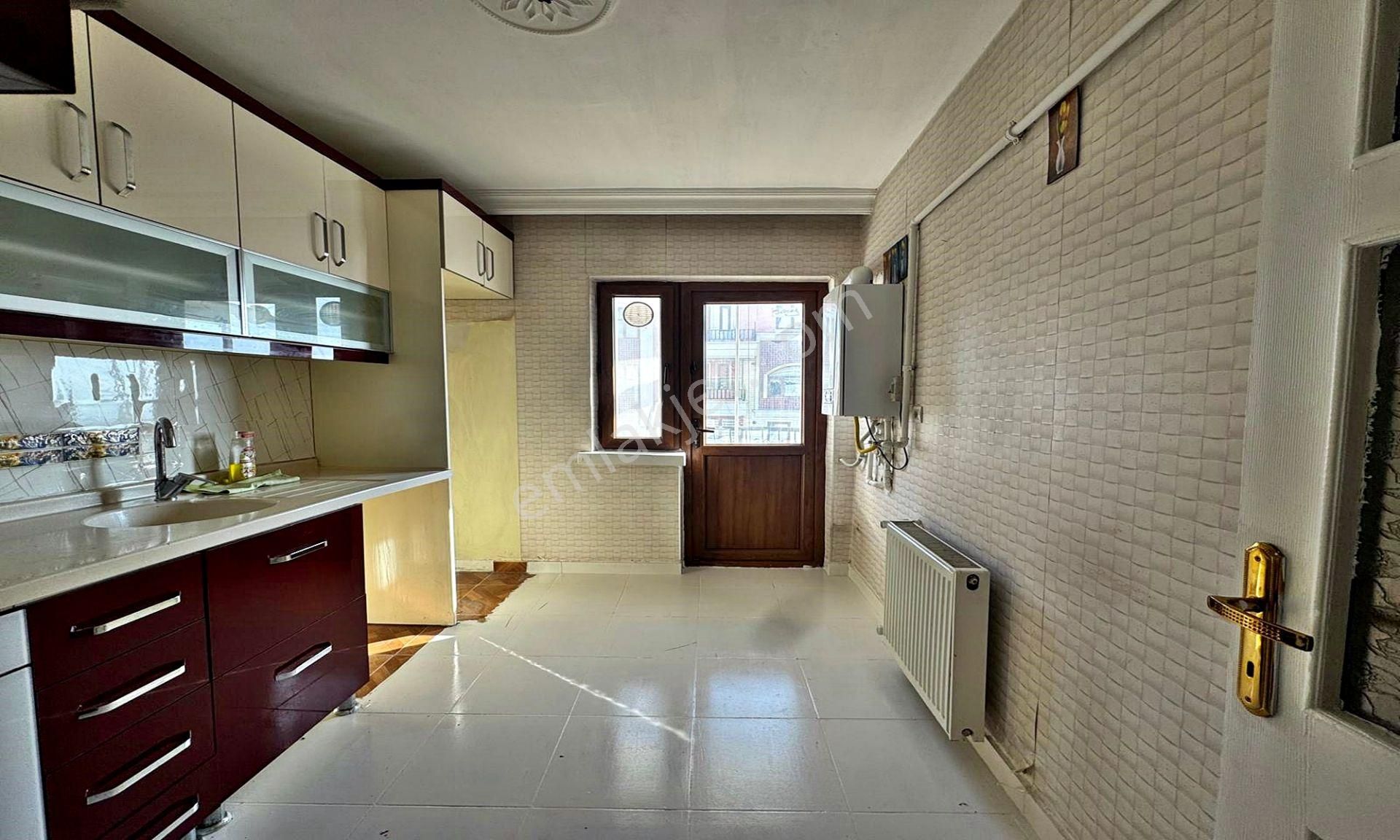 Kuşcağız Esenler Cadde Üzeri Katta Manzaralı 3+1 ! - Görsel 5