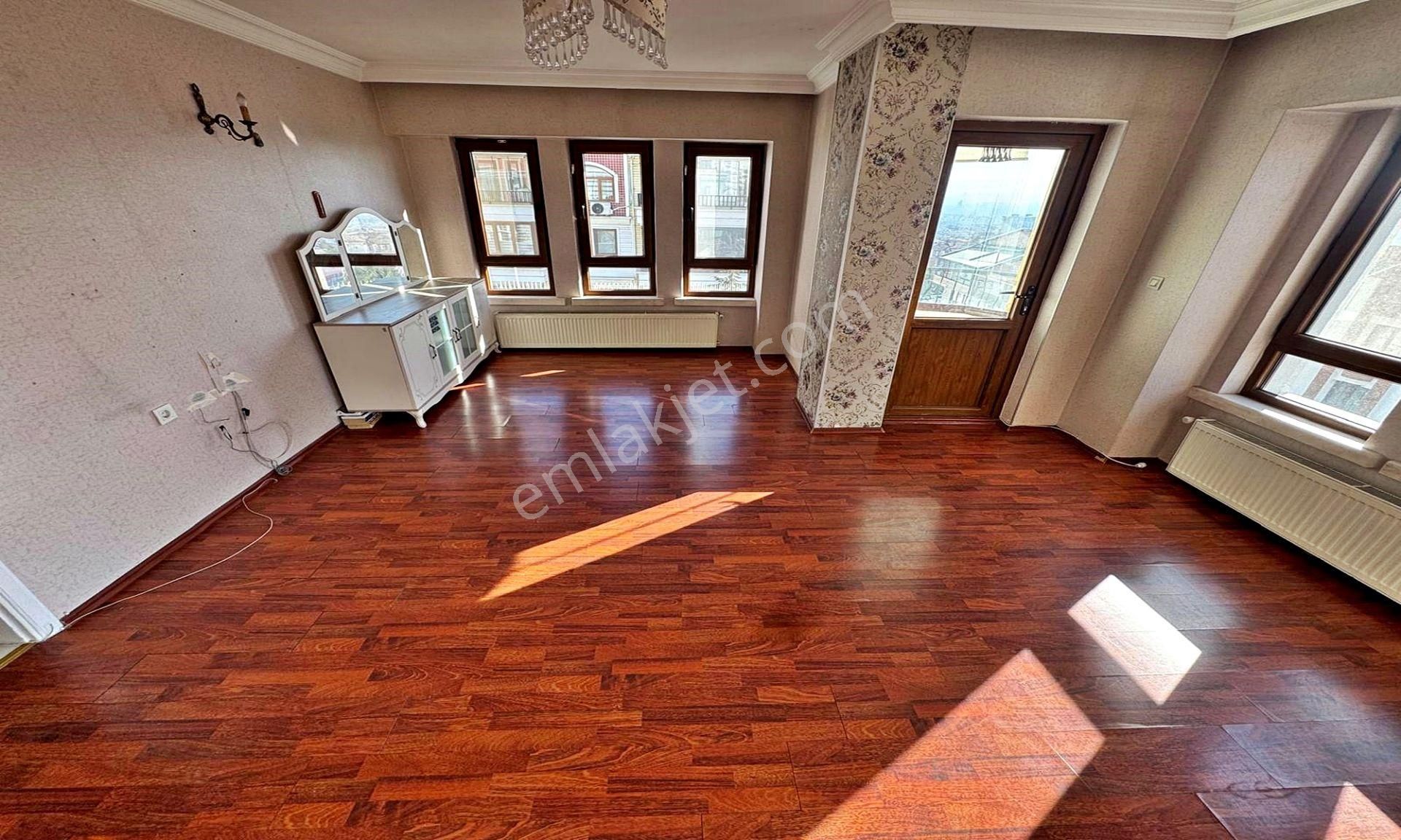 Kuşcağız Esenler Cadde Üzeri Katta Manzaralı 3+1 ! - Görsel 4