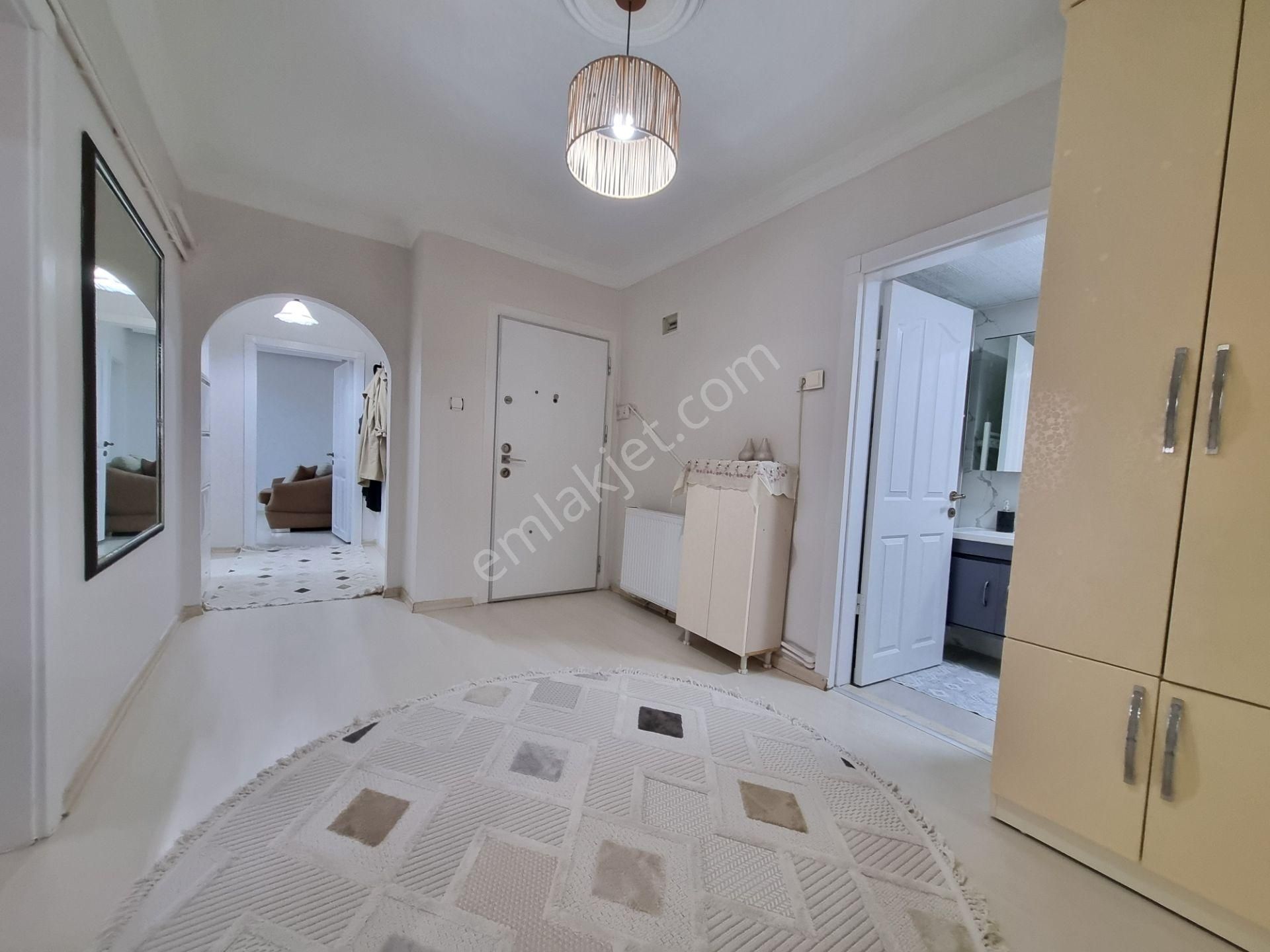 Lüks Yapılı-ebeveyn Banyolu-metroya Yürüme Mesafesinde Satılık.. - Görsel 16