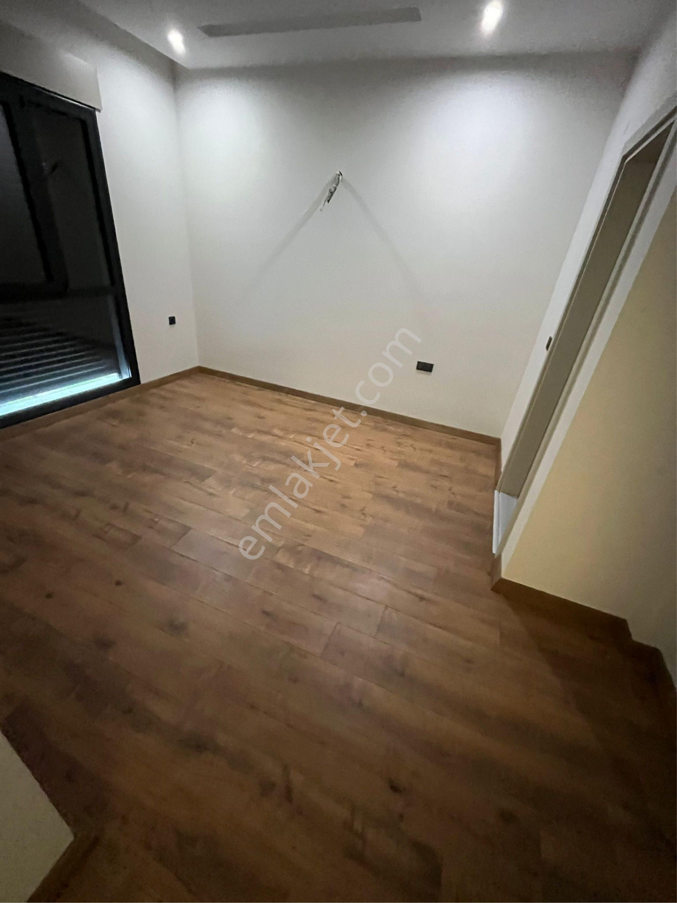 Kuşadası Nda Sıfır Havuzlu Deniz Manzaralı 3 Artı 1 Daire - Görsel 27