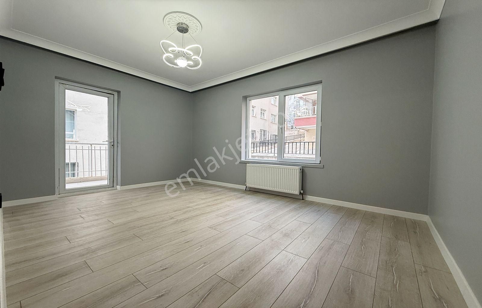 Atapark Mahallesi Cadde Yakını Masrafsız Kat Dairesi - Görsel 10