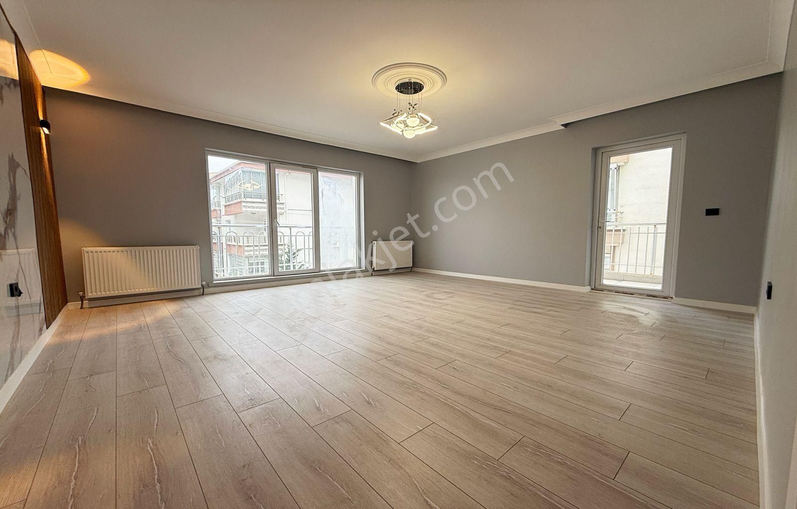 Atapark Mahallesi Cadde Yakını Masrafsız Kat Dairesi - Görsel 12