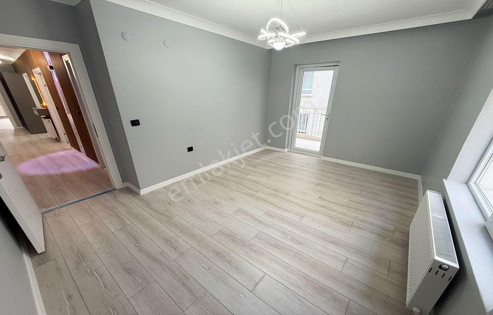 Atapark Mahallesi Cadde Yakını Masrafsız Kat Dairesi - Görsel 3