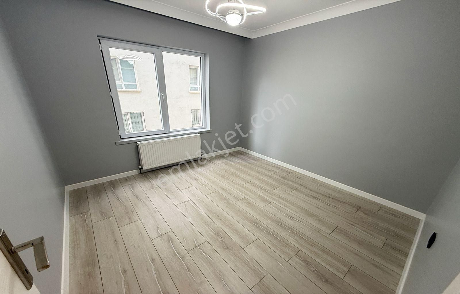 Atapark Mahallesi Cadde Yakını Masrafsız Kat Dairesi - Görsel 24