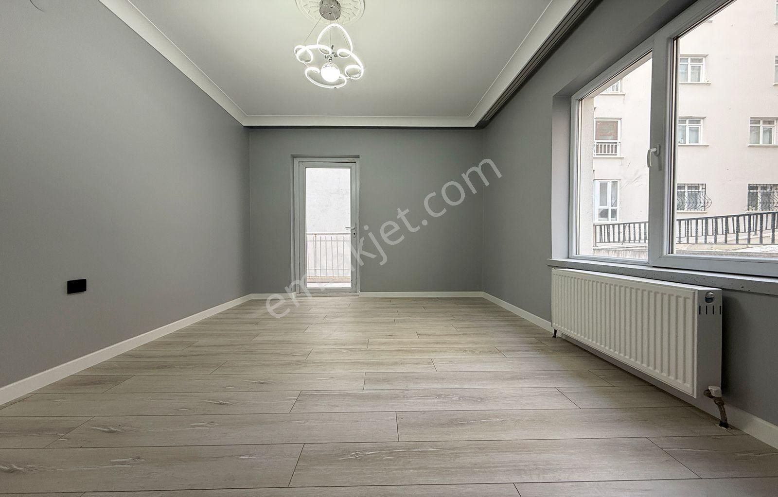 Atapark Mahallesi Cadde Yakını Masrafsız Kat Dairesi - Görsel 9