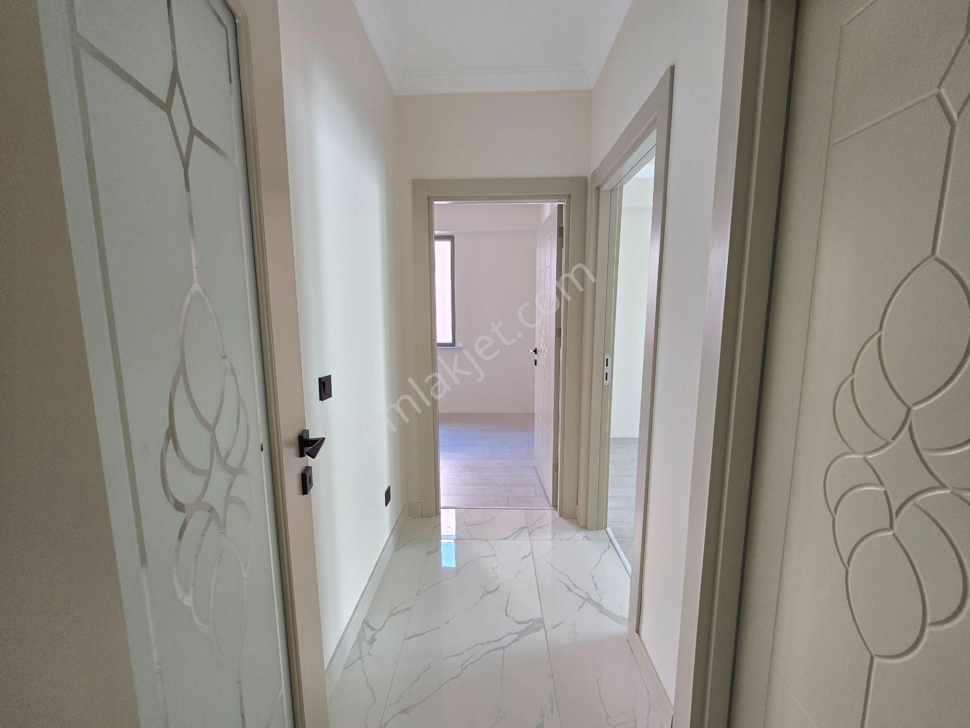 Meram Alavardı Mahallesinde Lüx 3+1 Kapalı Otoparklı Satılık Sıfır Daireler - Görsel 39