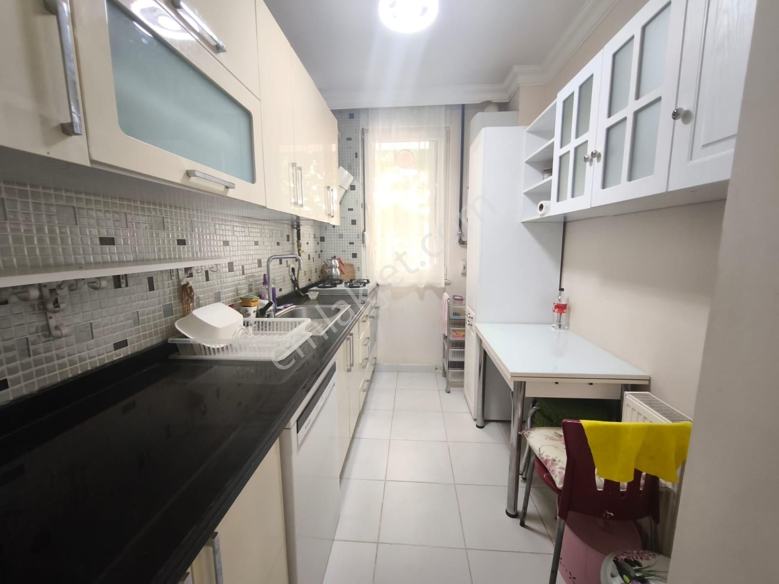 Met'den Fırsat Erenköy'de Marmaraya Yakın 2+1 Yeni Bina 90 M2 - Görsel 4