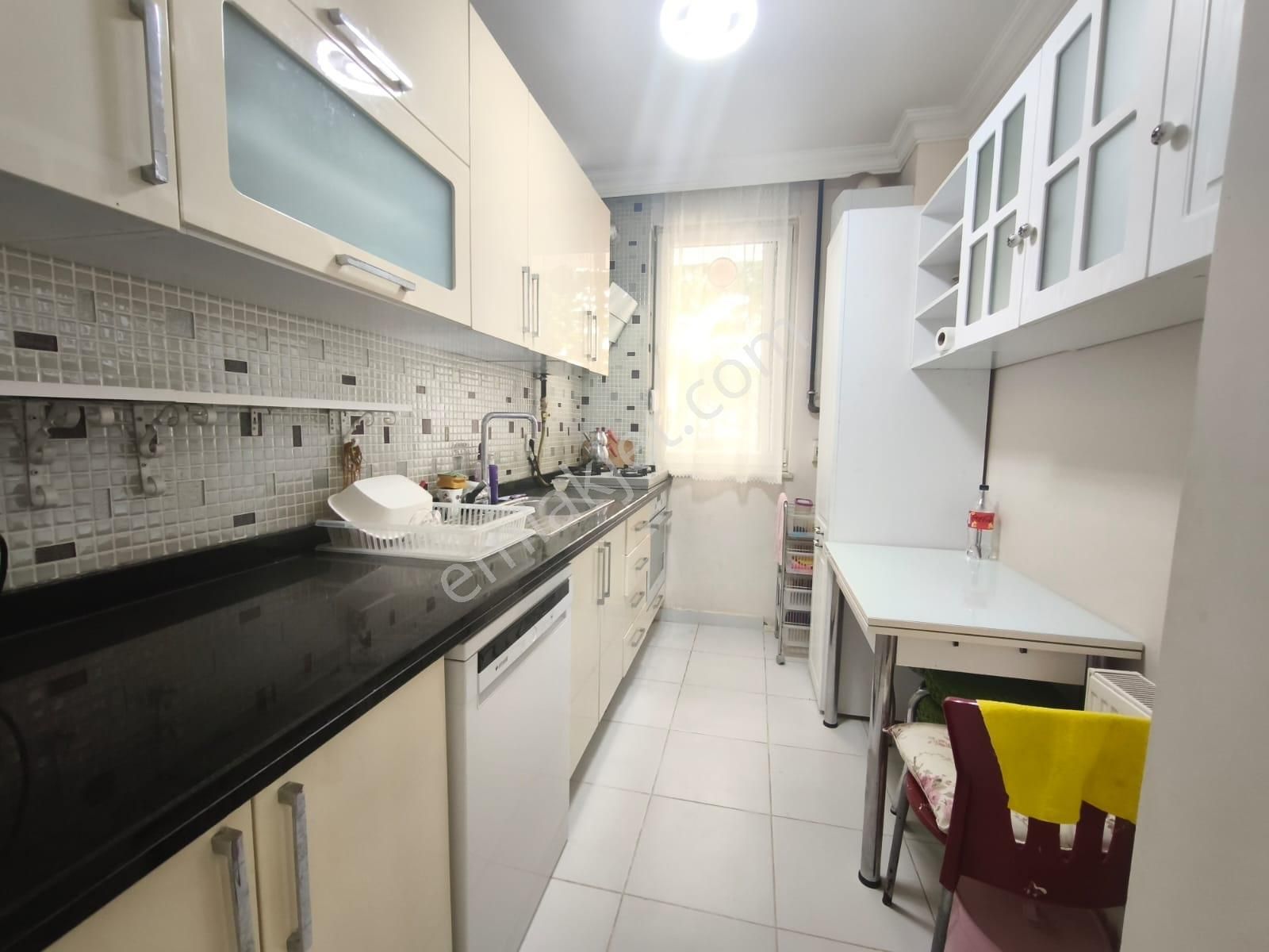 Met'den Fırsat Erenköy'de Marmaraya Yakın 2+1 Yeni Bina 90 M2 - Görsel 5