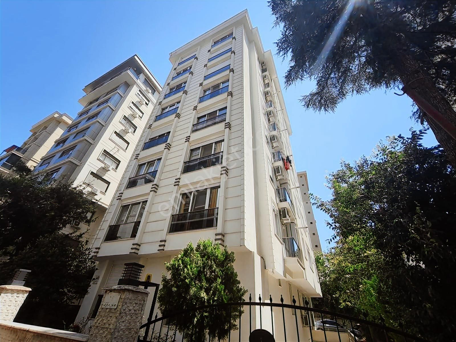 Met'den Fırsat Erenköy'de Marmaraya Yakın 2+1 Yeni Bina 90 M2