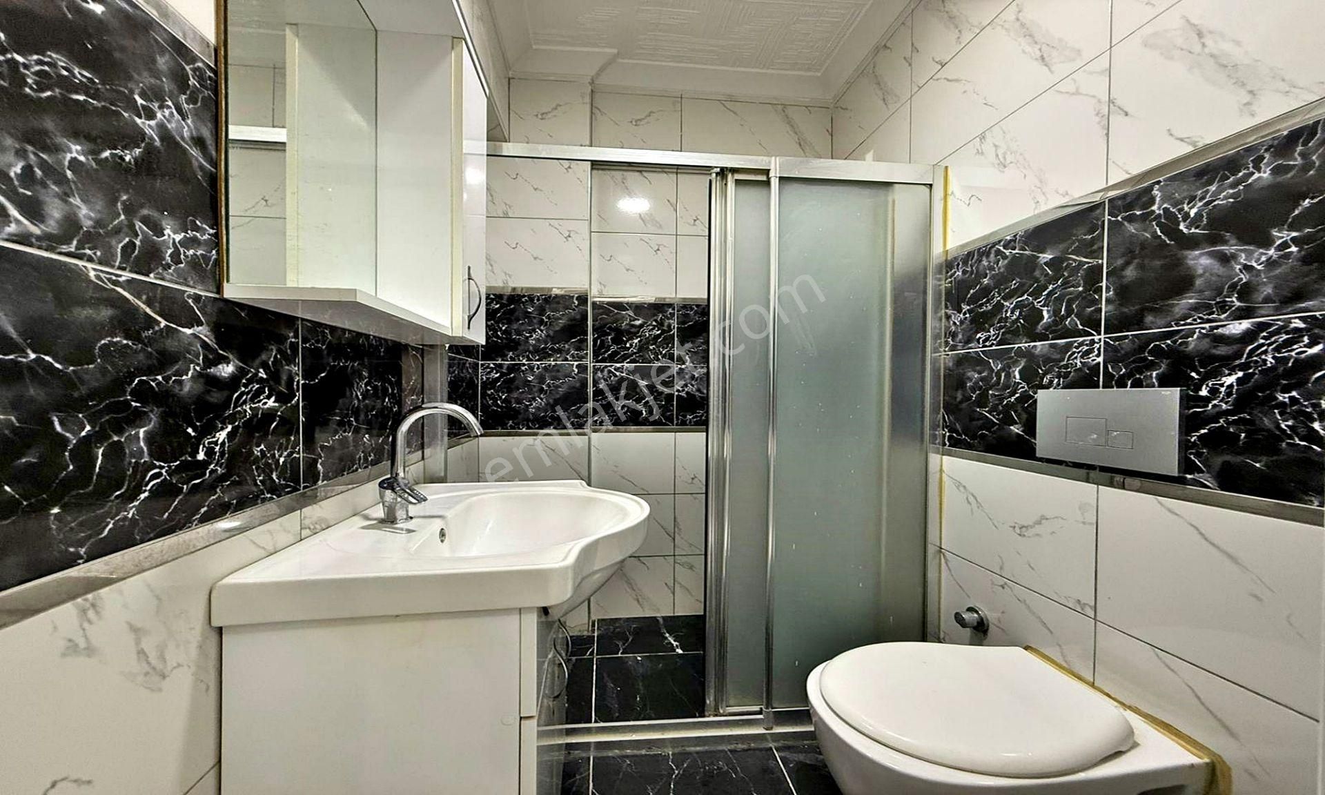 23 Nisan Mahallesin'de Katta Full Yapılı 3+1 Fırsat.! - Görsel 20