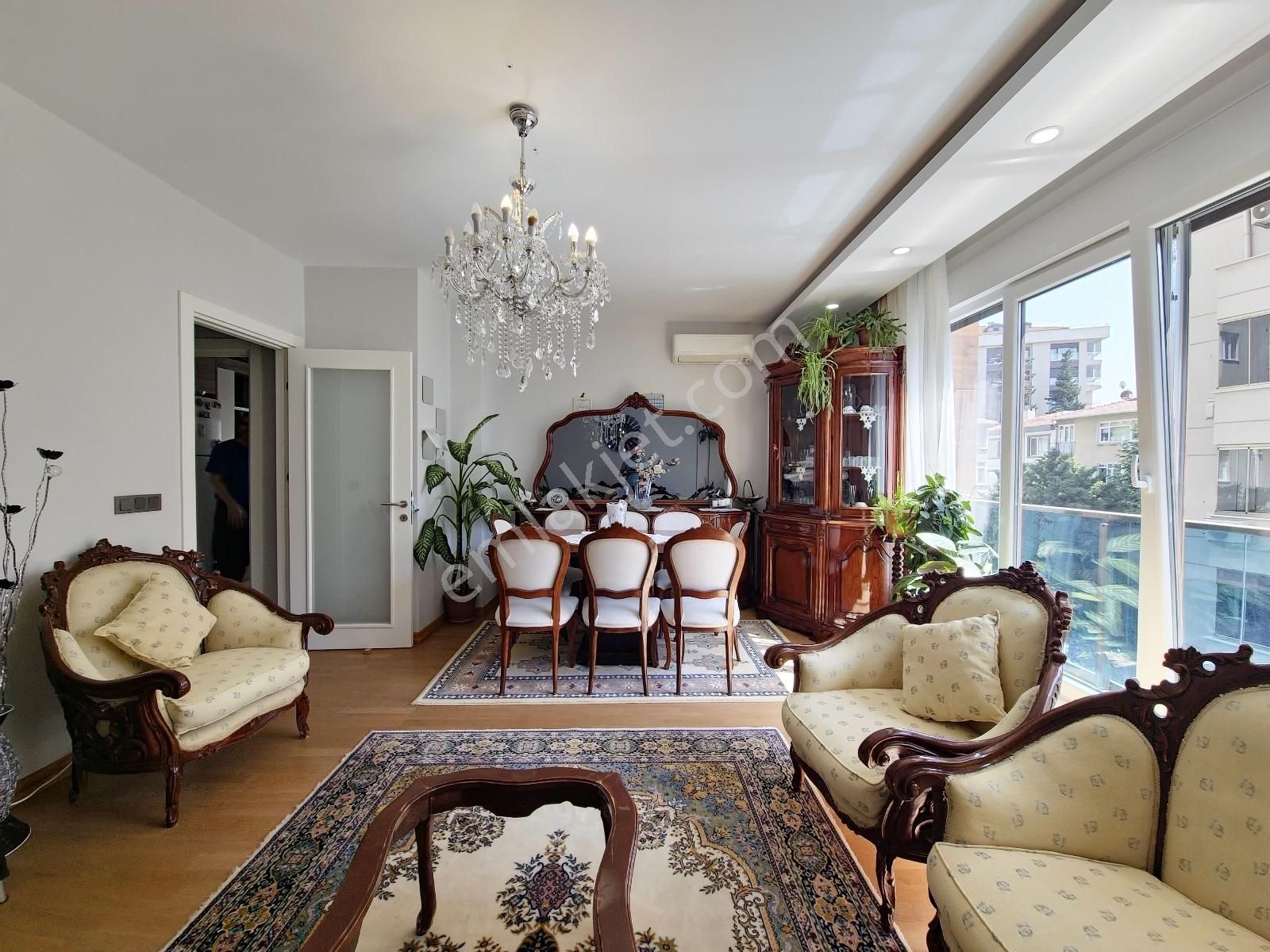 Met'den Suadiye Ayşe Kadın'da 140 M2 Yüzme Havuzlu 3+1 E.banyolu - Görsel 6