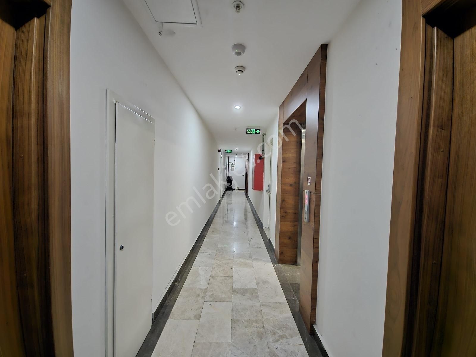 Met'den Suadiye Ayşe Kadın'da 140 M2 Yüzme Havuzlu 3+1 E.banyolu - Görsel 16