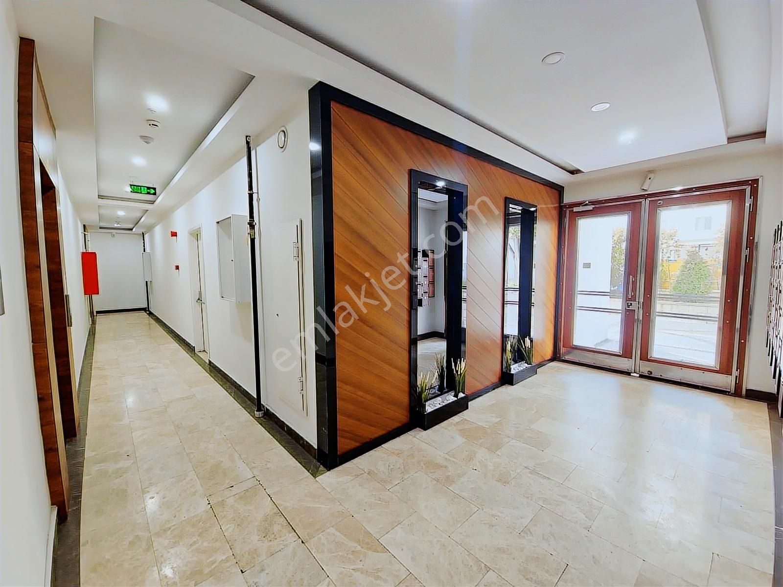 Met'den Suadiye Ayşe Kadın'da 140 M2 Yüzme Havuzlu 3+1 E.banyolu - Görsel 24