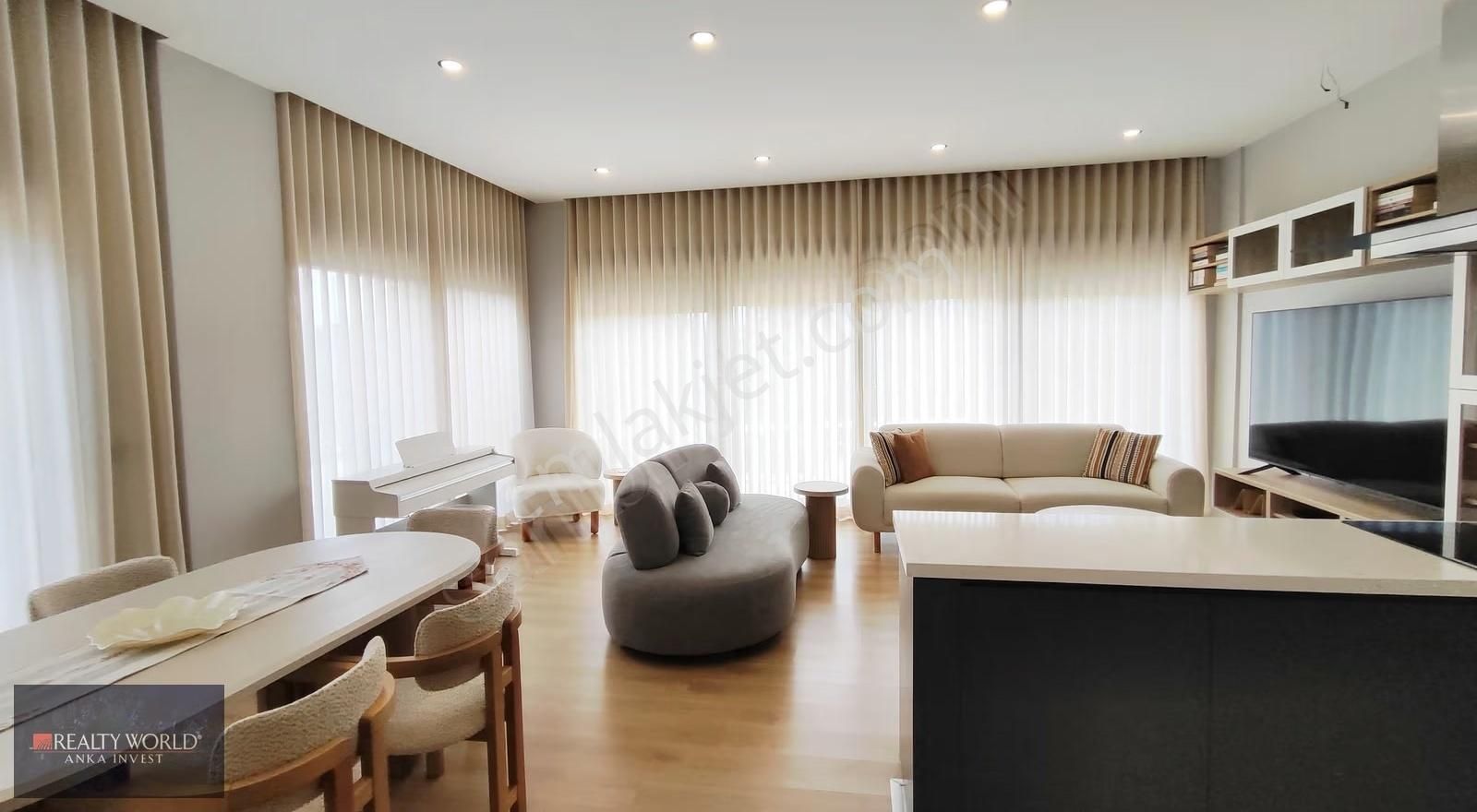 Realty World'den Döşemealtında Lüks 3+1 Havuzlu İkiz Villa - Görsel 20