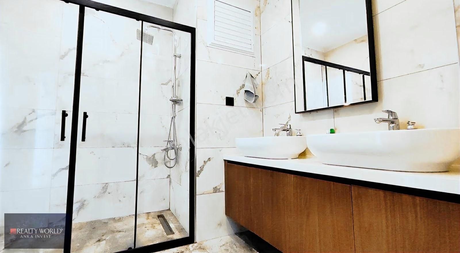 Realty World'den Döşemealtında Lüks 3+1 Havuzlu İkiz Villa - Görsel 10