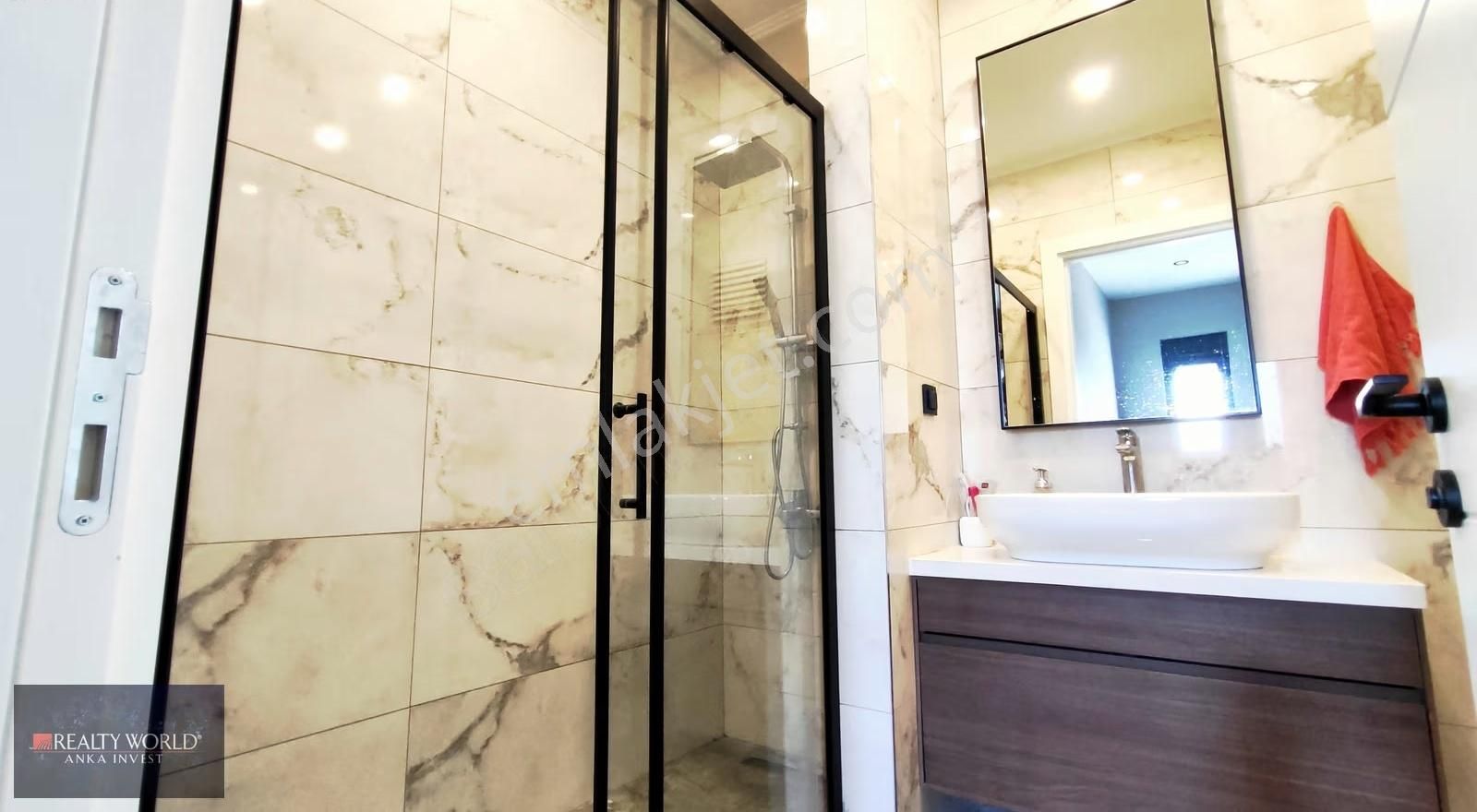 Realty World'den Döşemealtında Lüks 3+1 Havuzlu İkiz Villa - Görsel 23