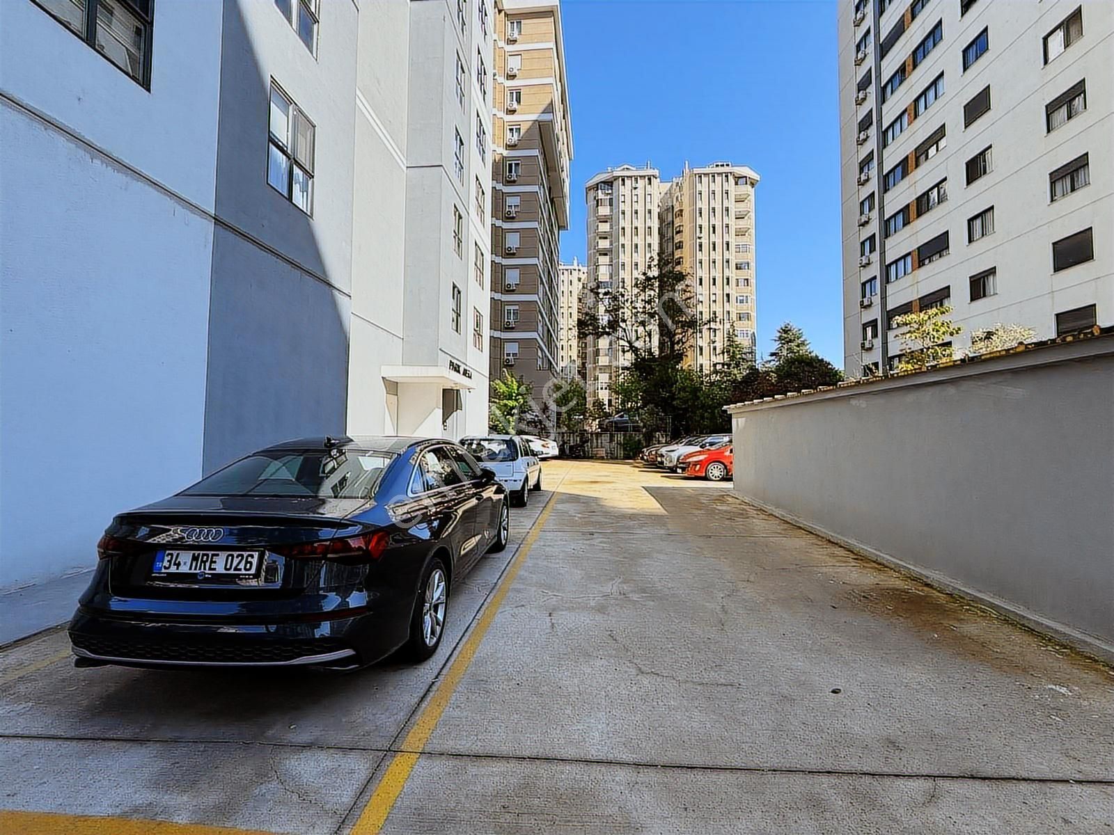 Met'den Işık Kolejine Komşu 2 Yıllık Binada 58m² Net Ön Cephe - Görsel 3