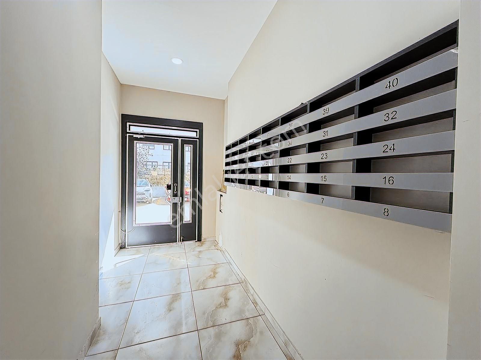 Met'den Işık Kolejine Komşu 2 Yıllık Binada 58m² Net Ön Cephe - Görsel 19