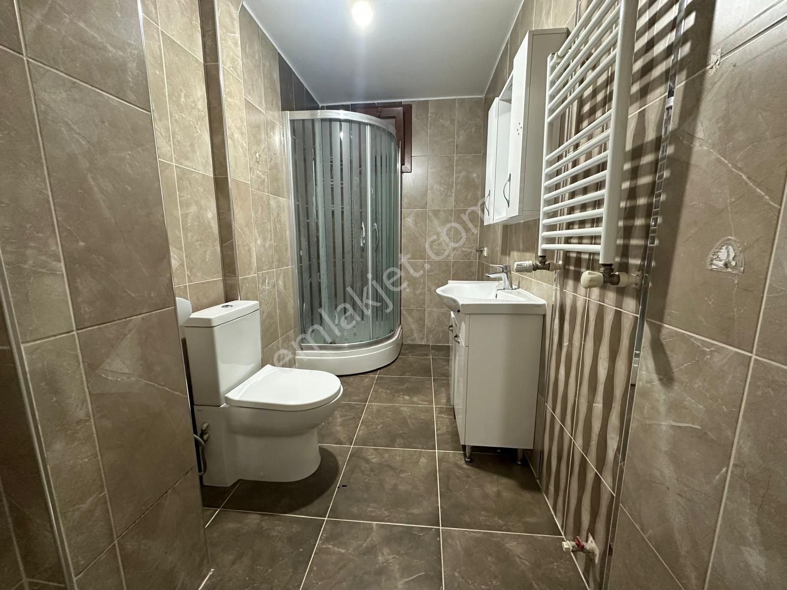 Gültepe'de Metrobüse Yakın 2+1 90m Krediye Uygun İskanlı Daire - Görsel 2