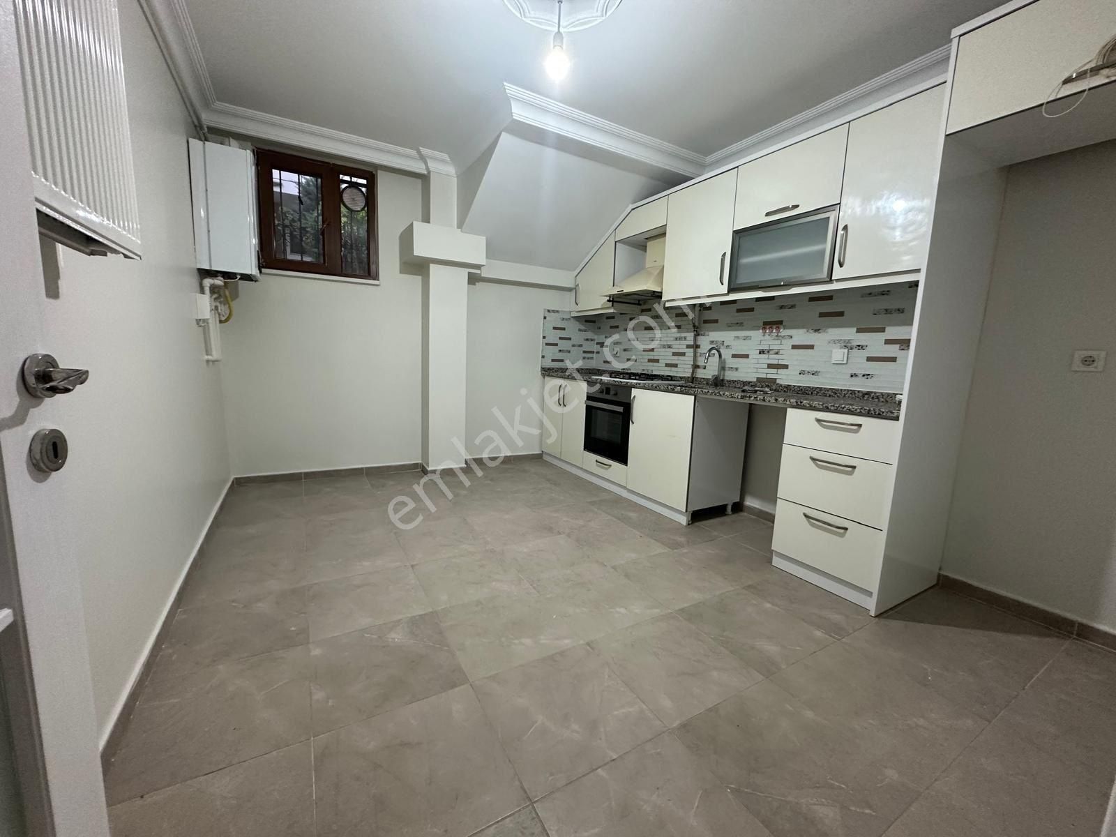 Gültepe'de Metrobüse Yakın 2+1 90m Krediye Uygun İskanlı Daire - Görsel 28
