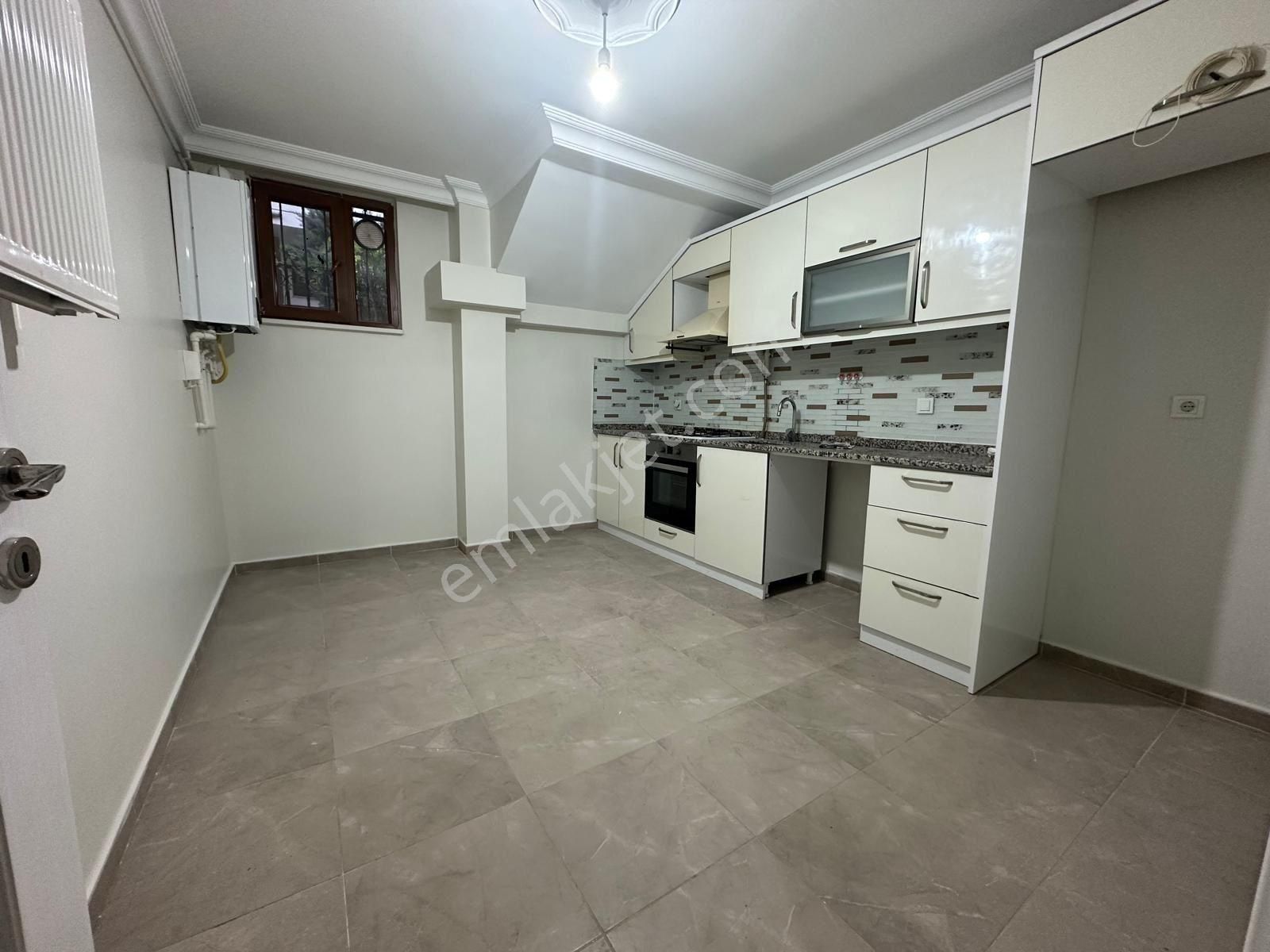 Gültepe'de Metrobüse Yakın 2+1 90m Krediye Uygun İskanlı Daire - Görsel 25
