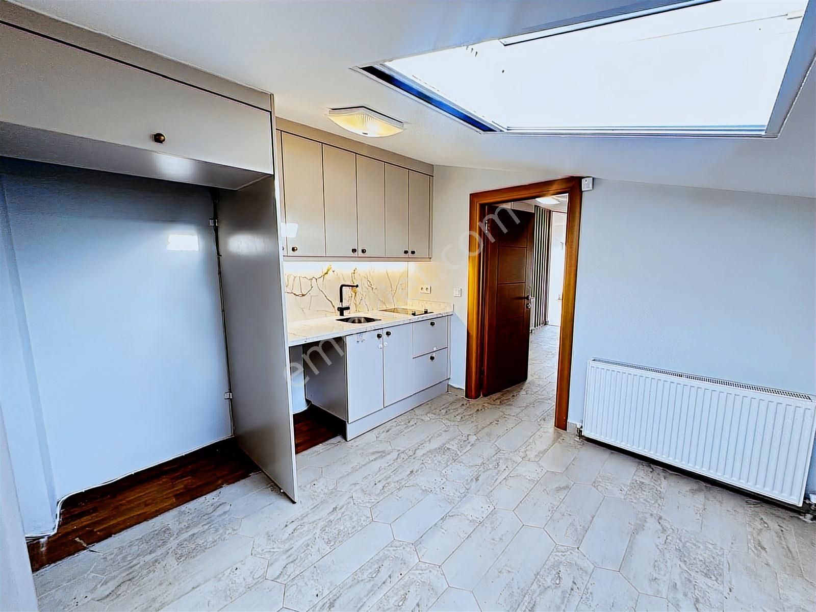 Met'den Özgürlük Parkına Yakın 4+2 Teraslı Yasal Dubleks 275m2 - Görsel 9