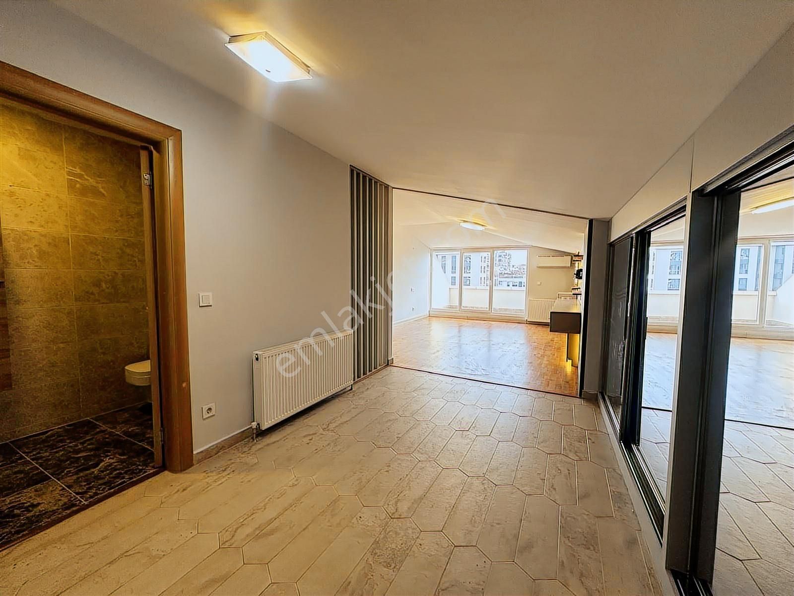 Met'den Özgürlük Parkına Yakın 4+2 Teraslı Yasal Dubleks 275m2 - Görsel 8